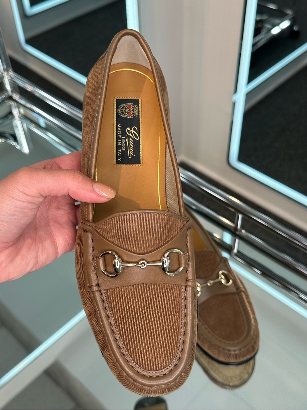 Gucci Corduroy Loafer - Picture 3 of 11